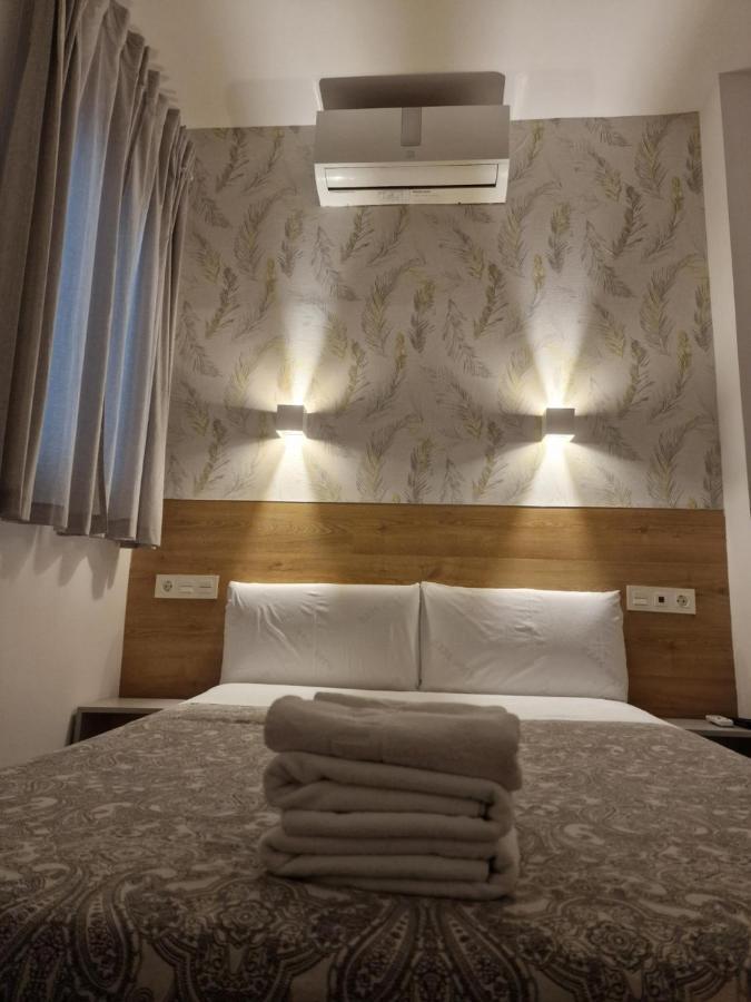 Hostal Esparteros Мадрид Екстер'єр фото